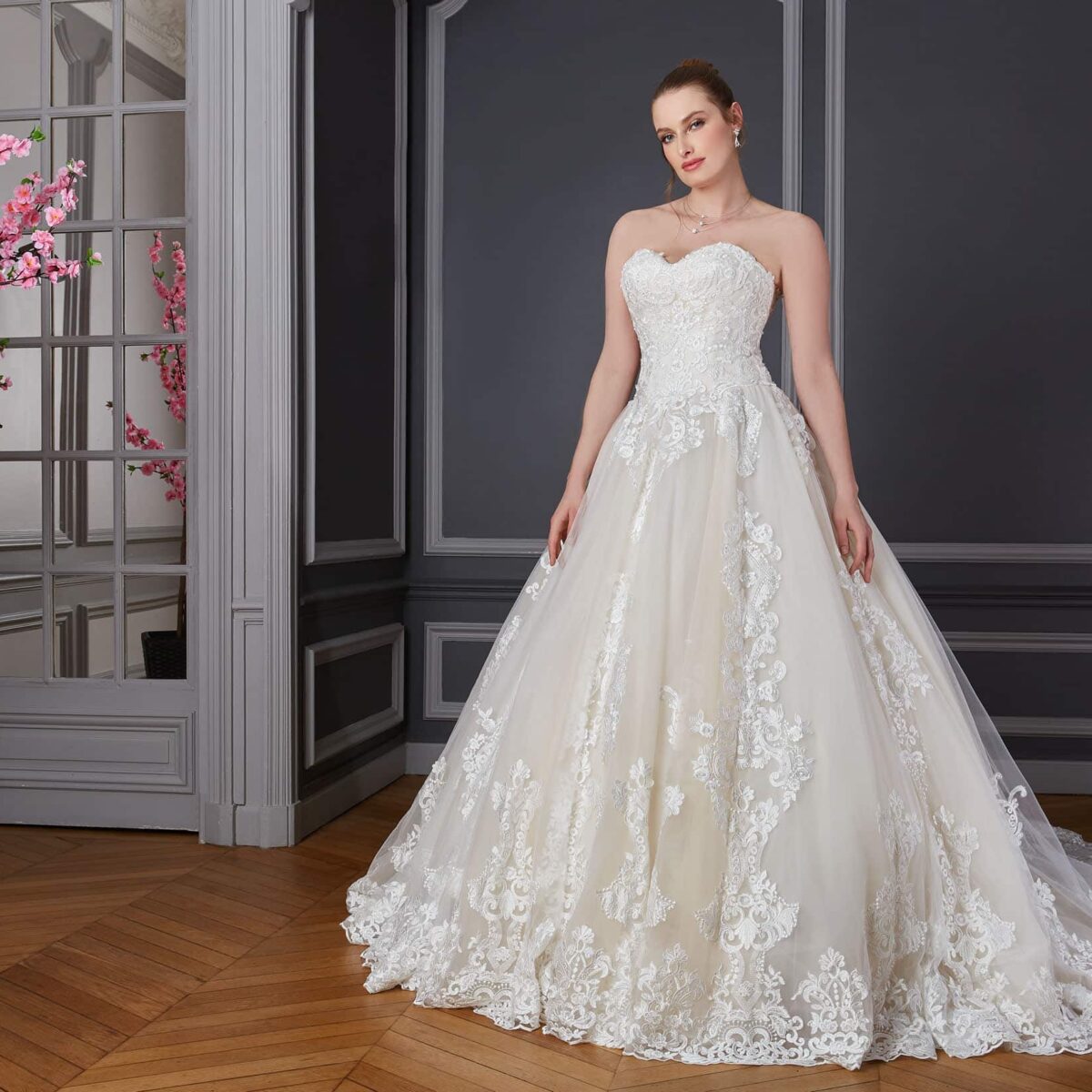 Diane - Love Wedding