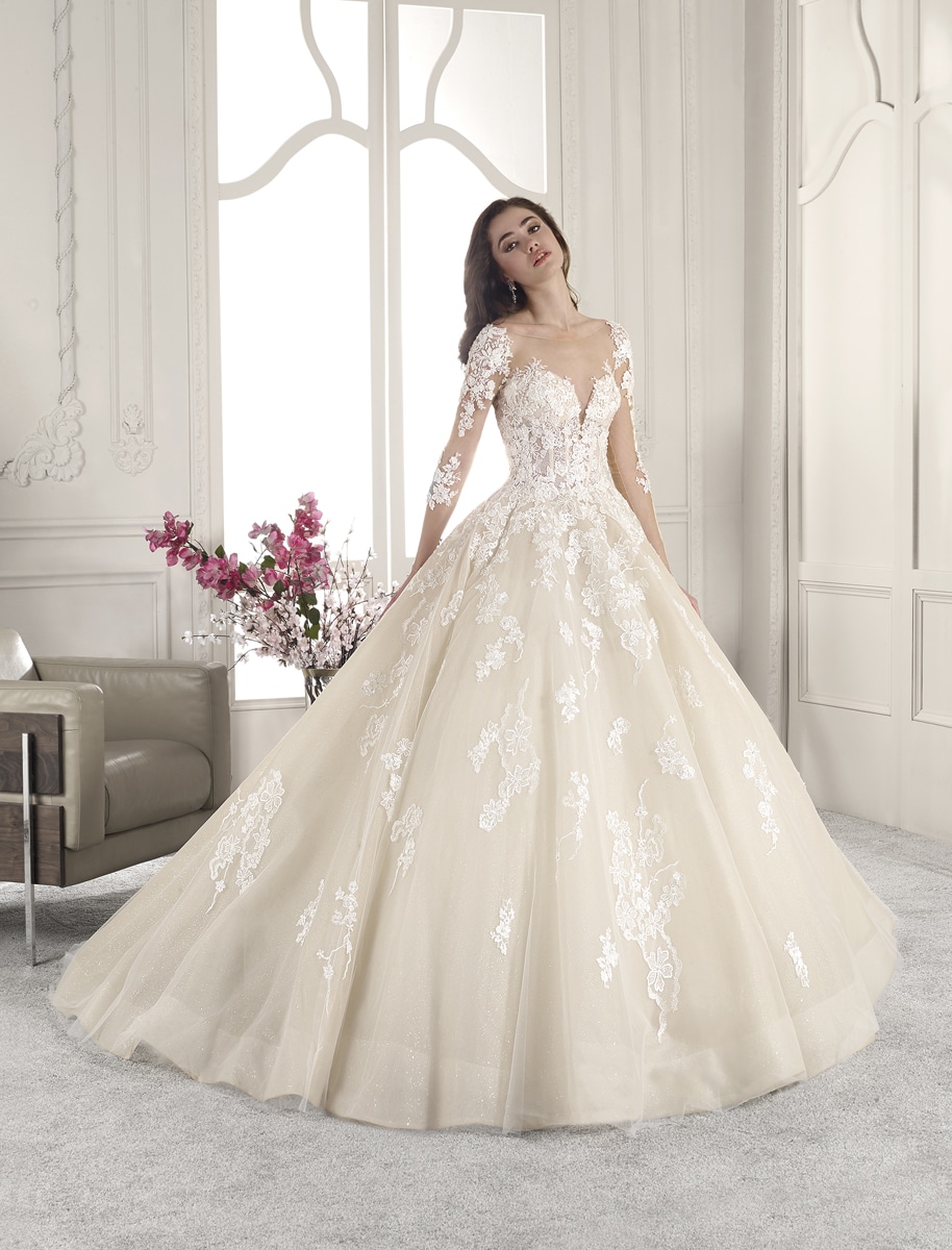 871 Demetrios Les Robes de Mari e