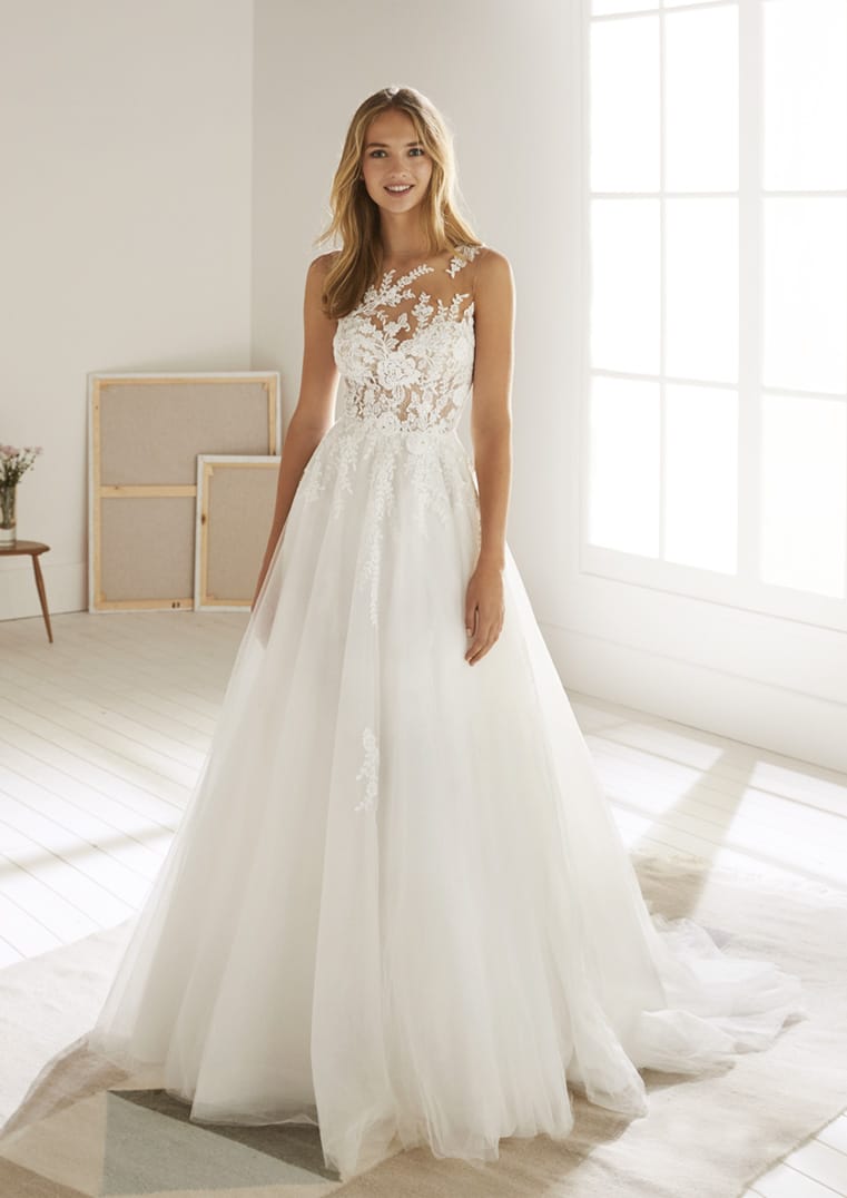 Oropesa - White One
