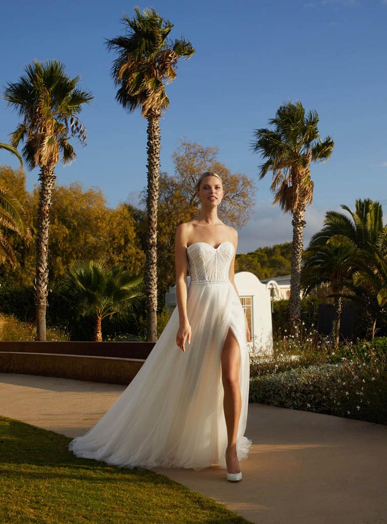 Robes de mariée Cosmobella 8113