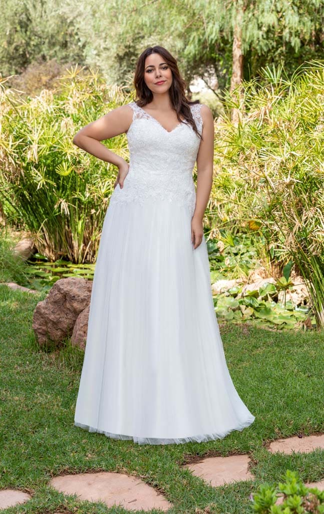 Robes de mariée Curvy 24807