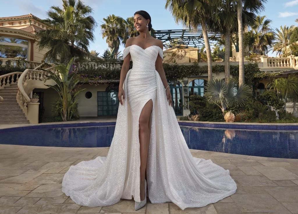 Robes de mariée Demetrios 1249