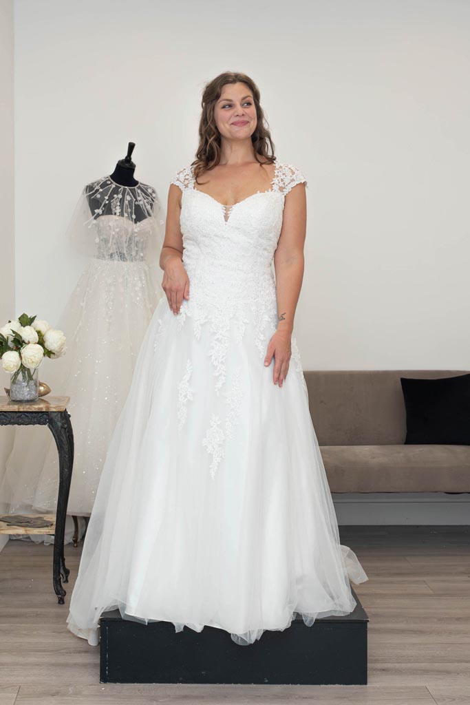 Robes de mariée Lovely 23401