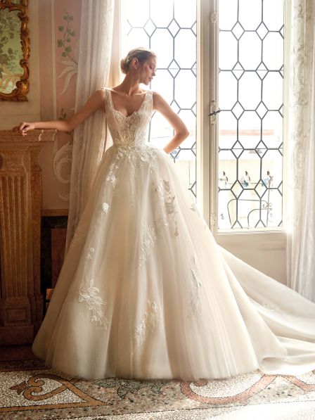 Robes de mariée Nicole Arne