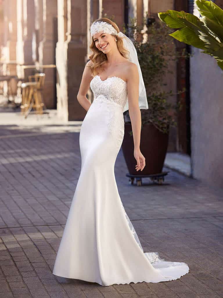 Robes de mariée White One Eternal